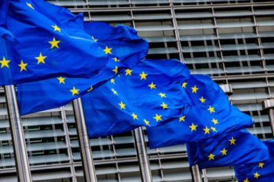 ΕΕ: Έρευνα για τον εφοδιασμό επιχειρήσεων με κρίσιμες πρώτες ύλες