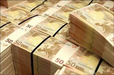 Μειώθηκαν στα €2,3 δισ. τα «φέσια» του Δημοσίου τον Απρίλιο