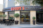 Vivartia: Πώληση της Evergood (Goody’s, Everest, Flocafé, La Pasteria) στη Recipe του Prem Watsa
