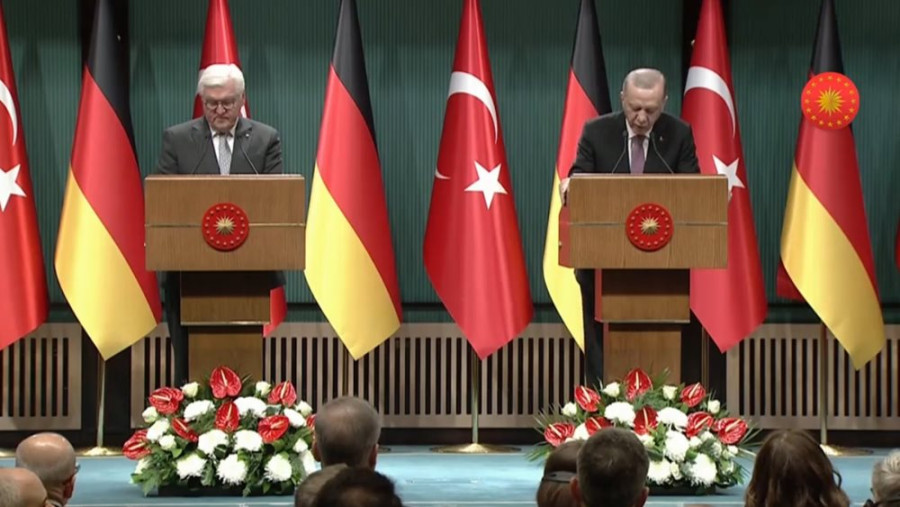 Ερντογάν: Ζητά στενότερη συνεργασία με τη Γερμανία στην άμυνα