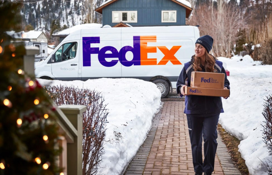 FedEx: Αναμένεται ρεκόρ παράδοσης 6,2 δισ. δεμάτων για την εορταστική περίοδο