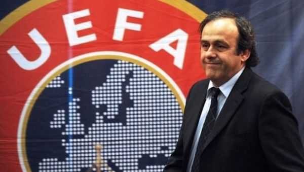 Κλυδωνίζεται η FIFA: Ο Μπλάτερ δωροδόκησε τον Πλατινί