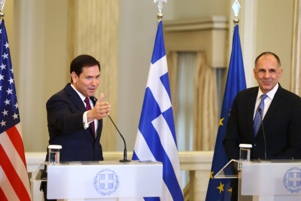 Οι «ίσες αποστάσεις» του Ρούμπιο στα ελληνοτουρκικά