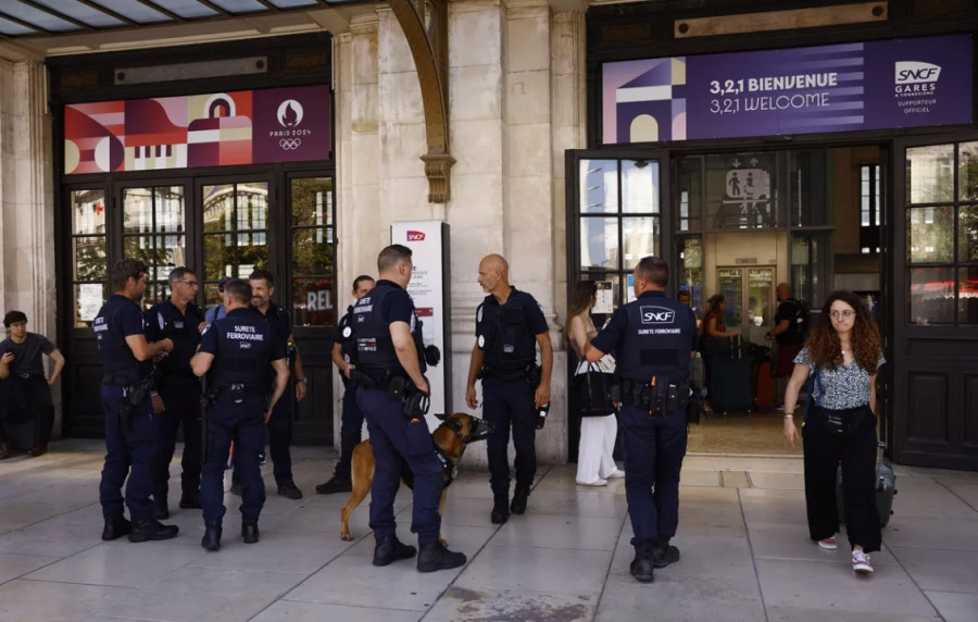 Γαλλία: Βρέθηκαν εμπρηστικοί μηχανισμοί στο σιδηροδρομικό δίκτυο- «Εγκληματική ενέργεια»