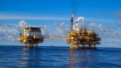 Πετρέλαιο: Σε υψηλά 13 μηνών, καθώς η αγορά ισορροπεί