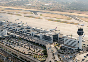ΔΑΑ: Άνοδος 4,7% στην επιβατική κίνηση τον Ιούλιο – Πάνω από 19,6 εκατ. επιβάτες στο επτάμηνο