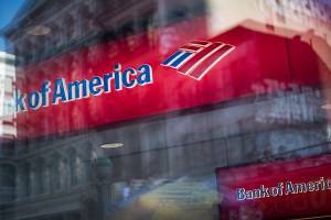 Η BofA υποβαθμίζει τα senior ομόλογα των ελληνικών τραπεζών