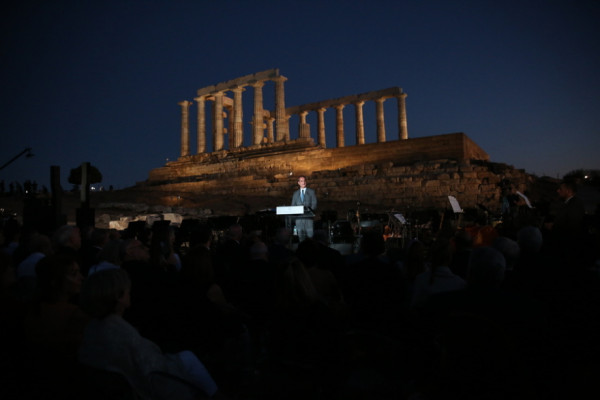 Μητσοτάκης: Ο Ναός του Ποσειδώνα λάμπει ακόμα περισσότερο