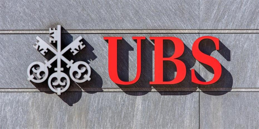 UBS για Ελλάδα: Οι εκτιμήσεις για ανάπτυξη, πλεονάσματα, χρέος, τράπεζες