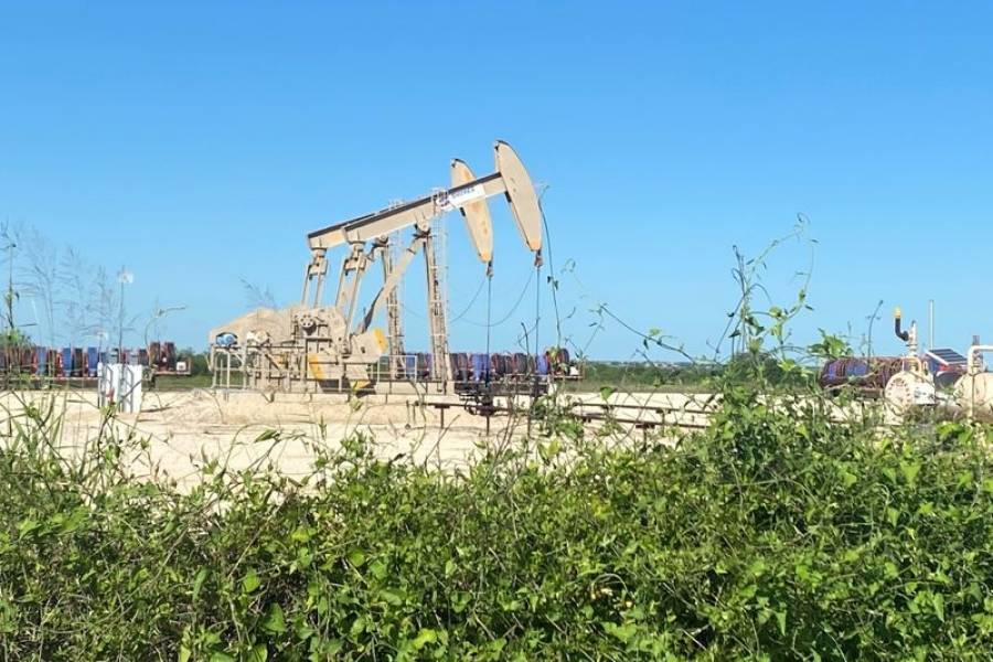 «Βυθίζεται» το πετρέλαιο λόγω Τραμπ