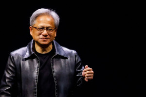 Χουάνγκ (Nvidia): Αναγκαία η συνεργασία με την Κίνα στην AI για να ελέγξουμε τους κινδύνους