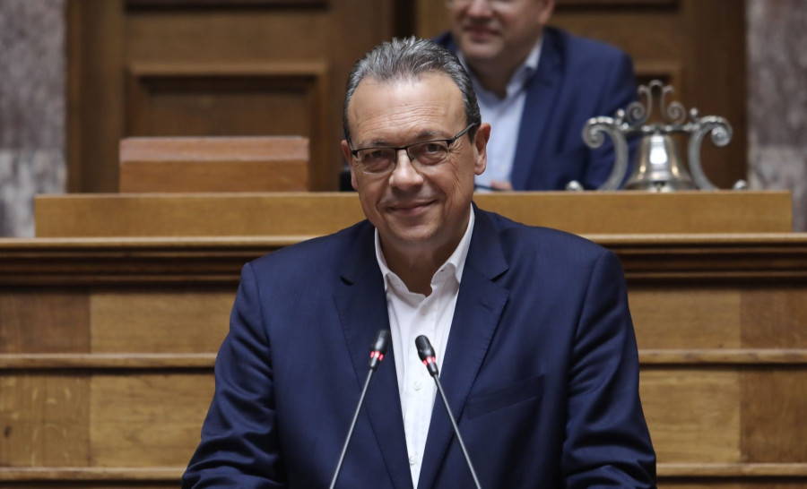 Φάμελλος: Κατέθεσε επίσημα την υποψηφιότητά του με 117 υπογραφές