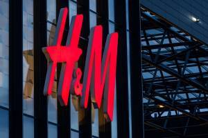 H&amp;M: Πτώση στα κέρδη μικρότερη του αναμενόμενου