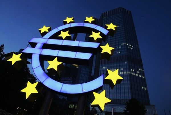 ΕΚΤ: «Μεταρρυθμίσεις ή έξοδος από το ευρώ οι επιλογές που έχει η Ελλάδα»