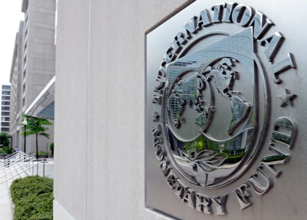 Το ΔΝΤ αλλάζει τους κανονισμούς για την ελάφρυνση του χρέους