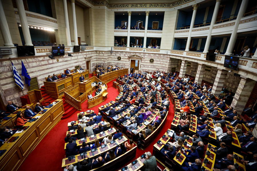 Βουλή: Ερώτηση ΣΥΡΙΖΑ για νέο σκάνδαλο Αυγενάκη στον μηχανοκίνητο αθλητισμό