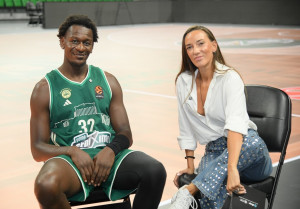 Ίζακ Μπόνγκα: Το υψηλό επίπεδο της EuroLeague, η αμυντική φιλοσοφία και η επιθυμία του για το 8ο ευρωπαϊκό του Παναθηναϊκού