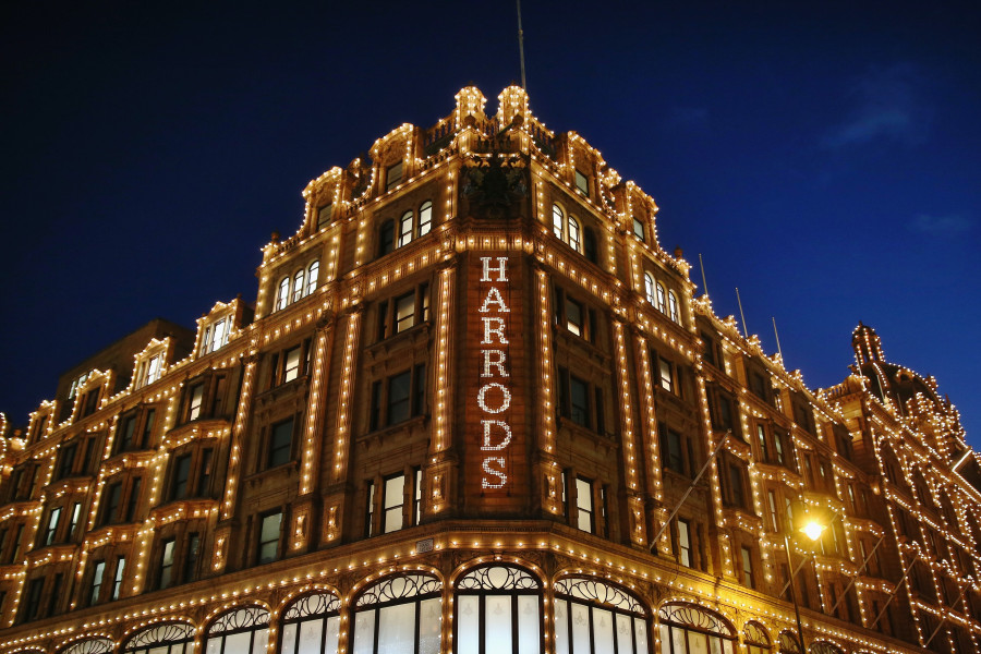 Βρετανία: Εκατοντάδες εργαζόμενοι του Harrods θα απεργήσουν πριν τα Χριστούγεννα