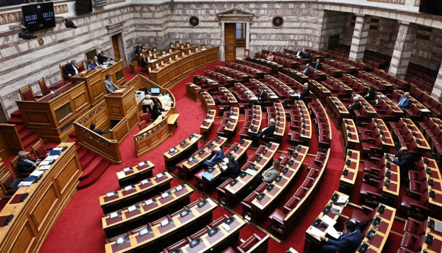 Στη Βουλή το νομοσχέδιο για αναδιάρθρωση του Υπερταμείου, «μικρές ΔΕΗ»