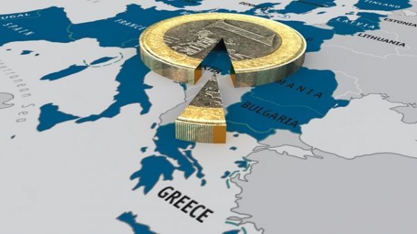 Το Eurogroup ξαναπετά τη μπάλα στην Ελλάδα εν μέσω απειλών για χρεοκοπία