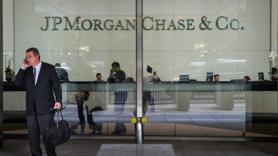 JP Morgan: Τέλος στην υβριδική εργασία- Επιστροφή στα γραφεία