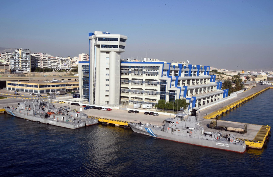 Κέρκυρα- Διαπόντια νησιά: Μείωση 25% των ναύλων μεταφοράς οχημάτων