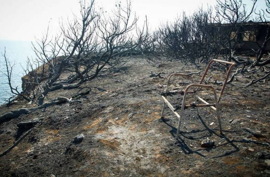 «Χαλασμένο τηλέφωνο» μεταξύ ΕΛΑΣ και Πυροσβεστικής στην φονική πυρκαγιά