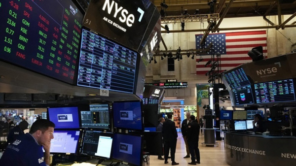 Τέλος στο τριήμερο πτωτικό σερί της Wall Street