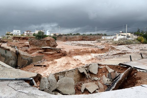 Εθνικό πένθος μετά τη βιβλική καταστροφή στη Δυτική Αττική