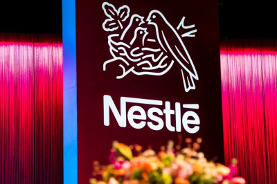 Bloomberg: Ξαφνική αποχώρηση του CEO της Nestle-Ερωτηματικό η κερδοφορία