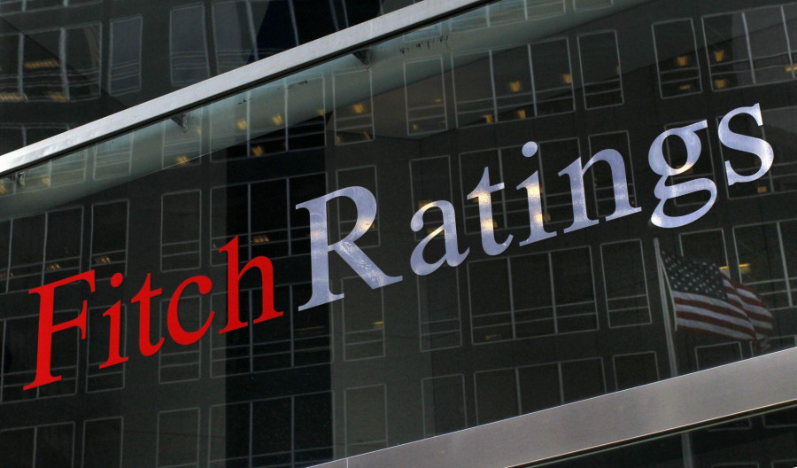 «Καμπανάκι» Fitch στη Ρουμανία για το διευρυμένο δημοσιονομικό έλλειμμα