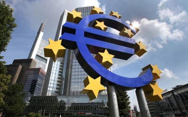 Αδύναμες οι πληθωριστικές δυνάμεις της Ευρωζώνης σύμφωνα με την ΕΚΤ