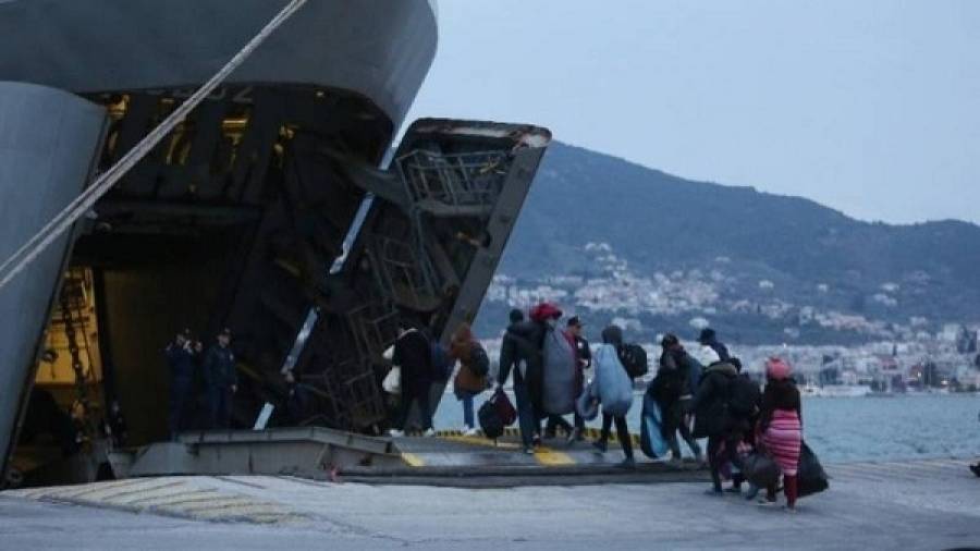 Αναχώρησαν 1.000 μετανάστες από τα νησιά του Ανατολικού Αιγαίου
