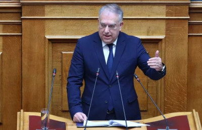 Θεοδωρικάκος: Υποχρέωσή μας η διαλεύκανση της τραγωδίας των Τεμπών