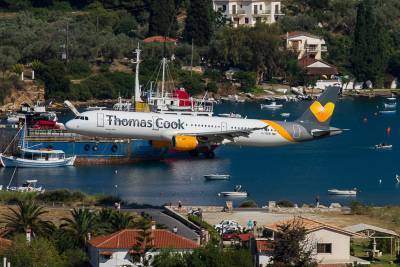 Μεγάλο το πλήγμα για τη Σκιάθο από την Thomas Cook