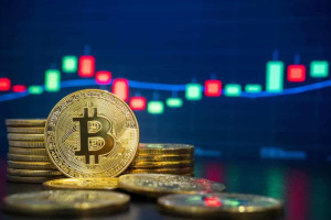 «Κοκκινίζει» ενόψει πληθωρισμού το Bitcoin- Οριακά στα $69.000 δολάρια
