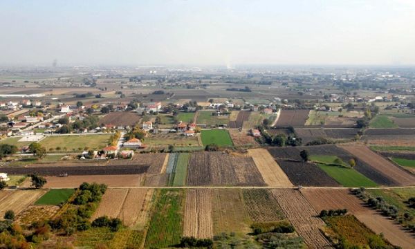 Εκτός συμπληρωματικού ΕΝΦΙΑ τα αγροτεμάχια, σε πέντε δόσεις ο φόρος