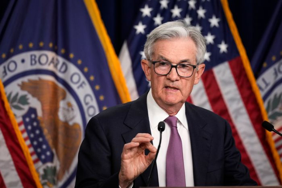 Πάουελ: Η Fed δεν είναι ακόμα έτοιμη για μείωση επιτοκίων