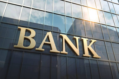 Optima: Νέες υψηλότερες τιμές-στόχοι για τις ελληνικές τράπεζες