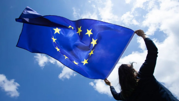 Ευρωεκλογές: Τι ψήφισαν ελεύθεροι επαγγελματίες, νέοι, άνεργοι και φοιτητές