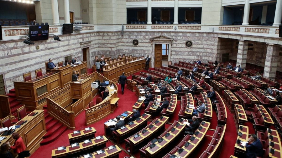 Βουλή: 156 «ναι» της ΝΔ στο νομοσχέδιο για την ΕΥΠ