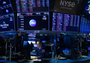 Wall Street: «Χλιαρό» το κλίμα στην πρώτη συνεδρίαση του Οκτωβρίου