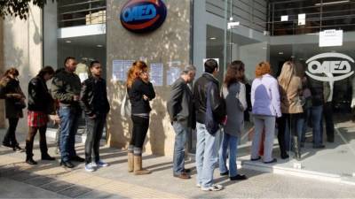 ΕΛΣΤΑΤ: Μειώθηκε στο 13,9% η ανεργία τον Αύγουστο