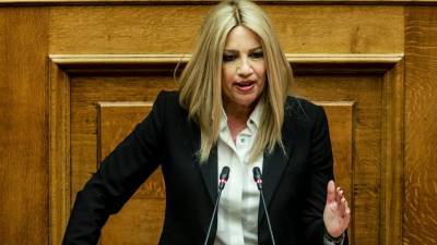 Γεννηματά: «Ναι» στην κάρτα εισόδου - «Όχι» στην φοιτητική αστυνόμευση