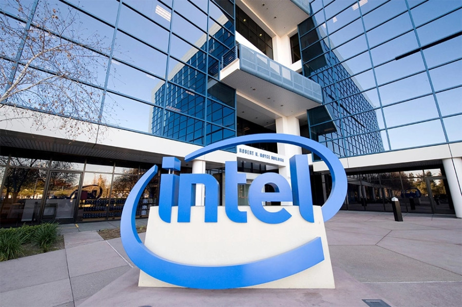 Intel: Συμβόλαιο «μαμούθ» με τον αμερικανικό στρατό για παραγωγή τσιπ