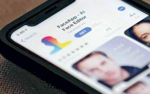 Ψεύτικες FaceApp εφαρμογές «μολύνουν» τους χρήστες με adware module