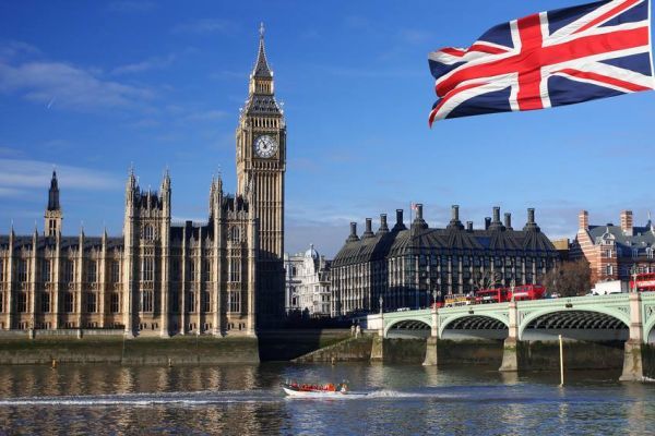 Μ.Βρετανία: Απρόσμενη υποχώρηση του πληθωρισμού τον Οκτώβριο