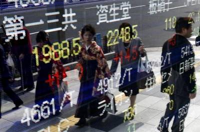 Ώθηση στα ασιατικά χρηματιστήρια δίνουν τα ρεκόρ της Wall Street