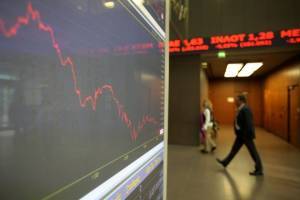 Τραπεζικό sell-off μέσω Τουρκίας «κοκκίνισε» το Χρηματιστήριο Αθηνών