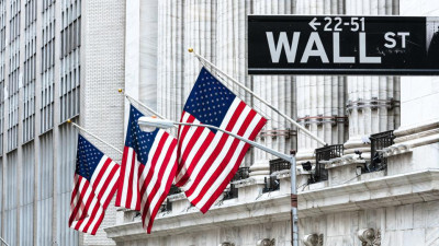 Νέο ράλι στη Wall Street- 400 μονάδες υψηλότερα ο Dow